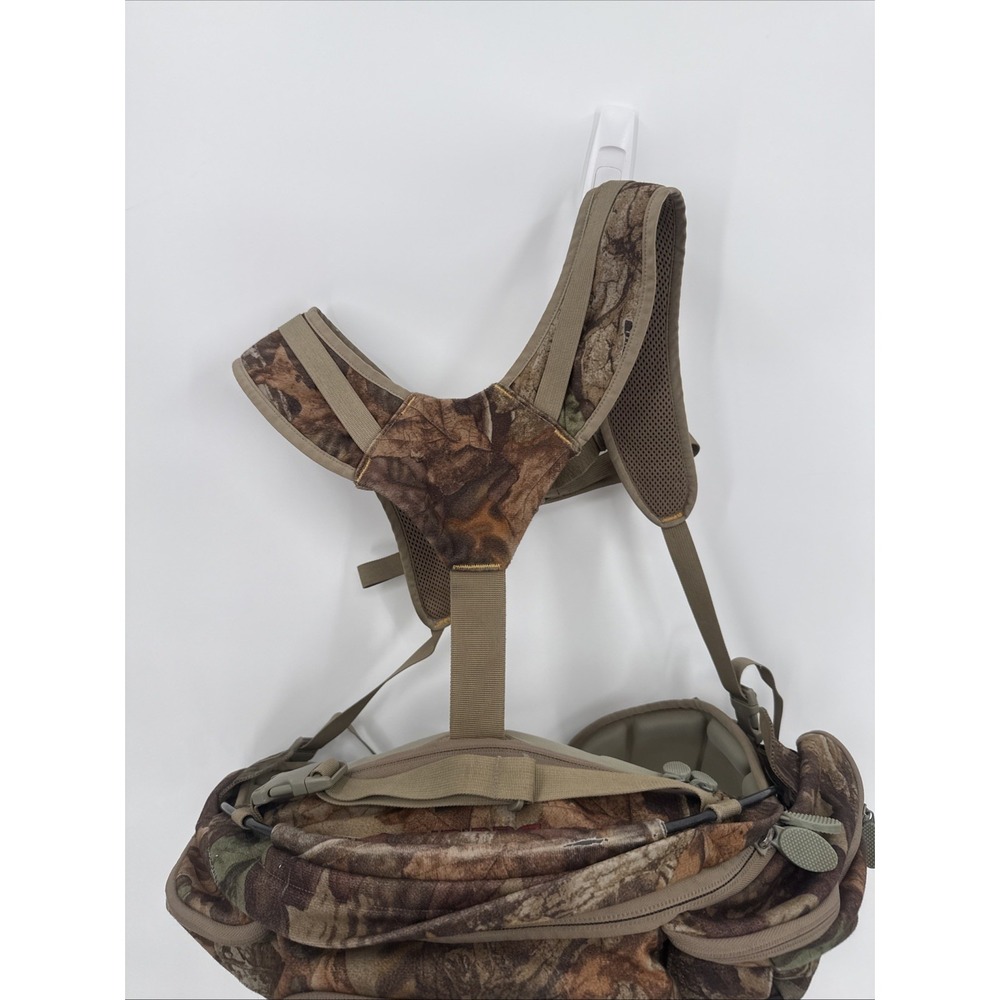 Badlands Monster Fanny Pack Hunting Archery Outdoors Multiple Pockets - Picture 2 of 7